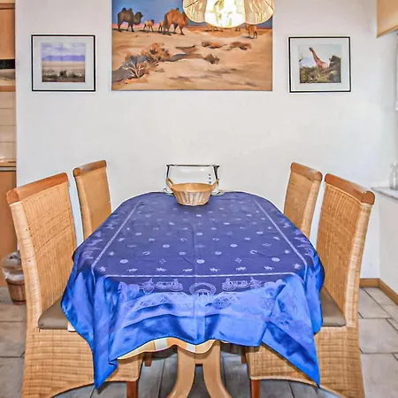 Appartement 2 Bedroom Gorgeous In Bansin Seebad